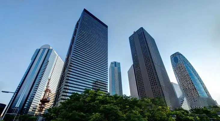 Componentes del sistema HVAC para el edificio comercial